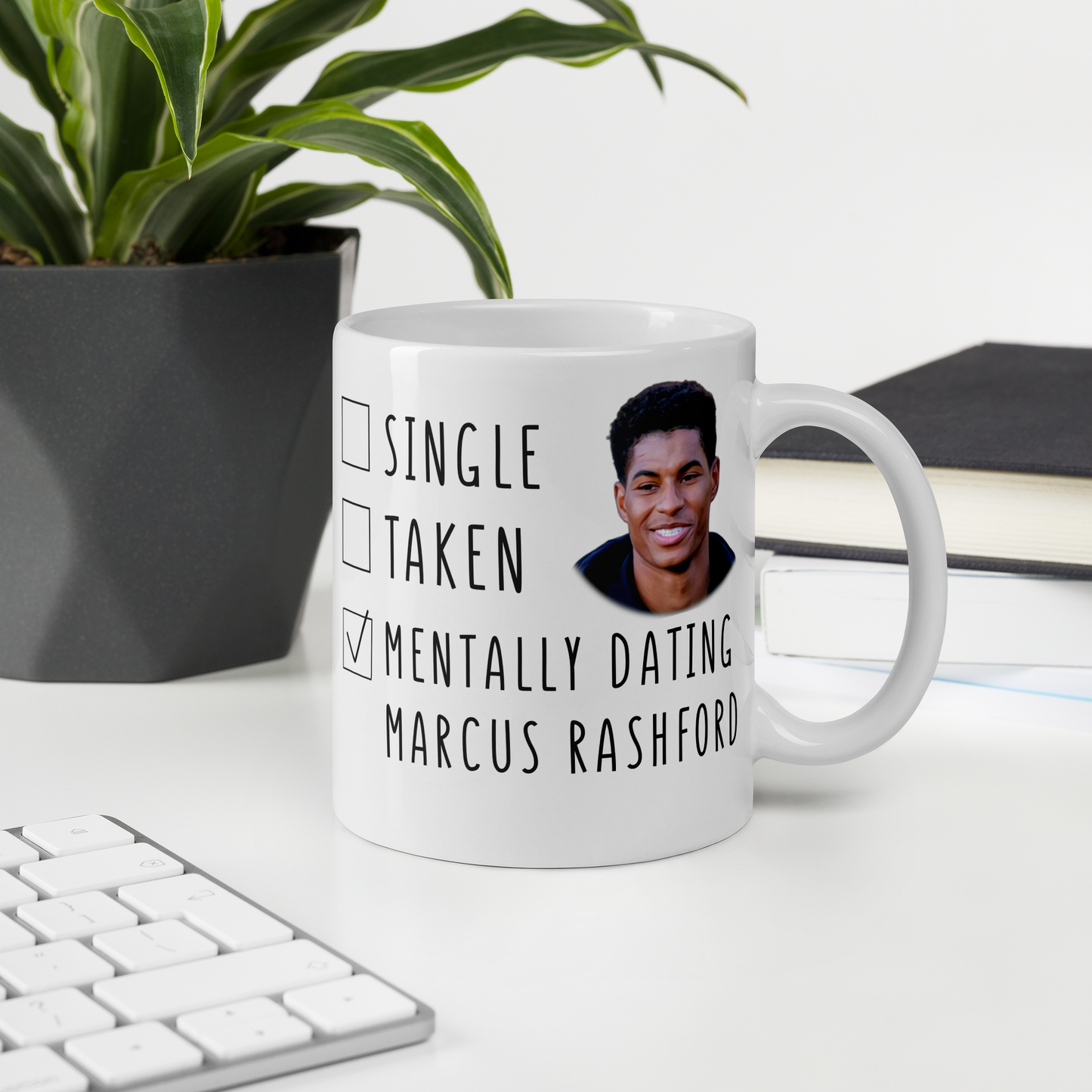 Mentally Dating Marcus Rashford - Funny Marcus Rashford Man Utd Mug - Mothers Day Gift Mug